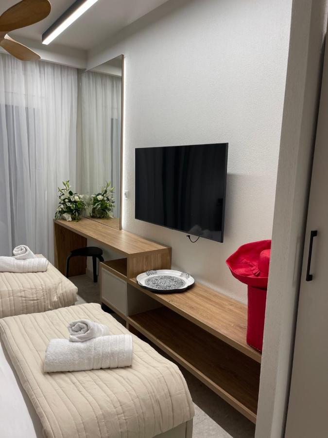 Plagia Relax Hotel เนอาปลายา ภายนอก รูปภาพ